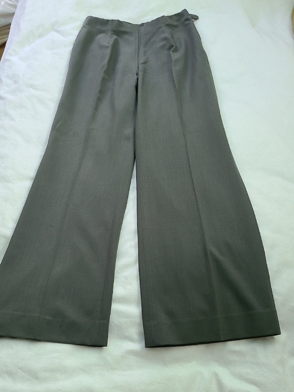 Banana Republic Women's Wide-Leg Dress Pants in Charcoal Gray